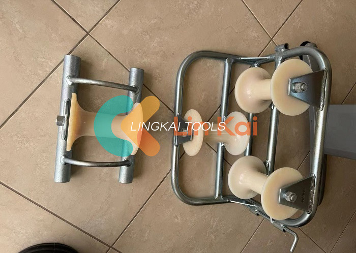 Đường kính tùy chỉnh Con lăn góc tối đa 120 * 200mm cho tải 10kn 20kn