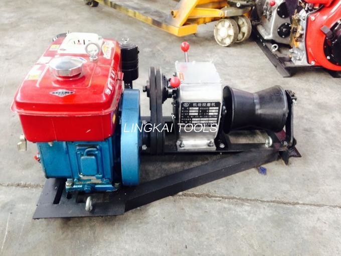 Máy kéo tời cáp di động hình trụ với động cơ diesel làm mát bằng nước
