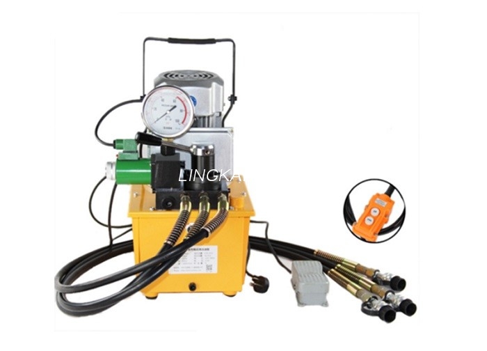 Công cụ uốn thủy lực cầm tay Máy bơm điều khiển động cơ thủy lực đơn 70 Mpa