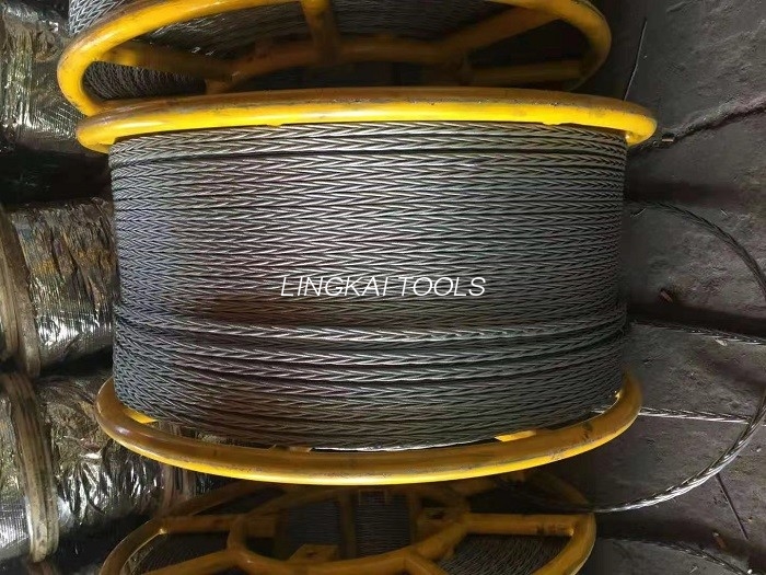 Dây thép chống xoắn 22mm cho bốn dây dẫn kèm theo