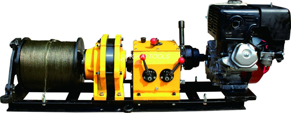 Tời động cơ khí lắp tháp 50 KN để xây dựng đường dây điện